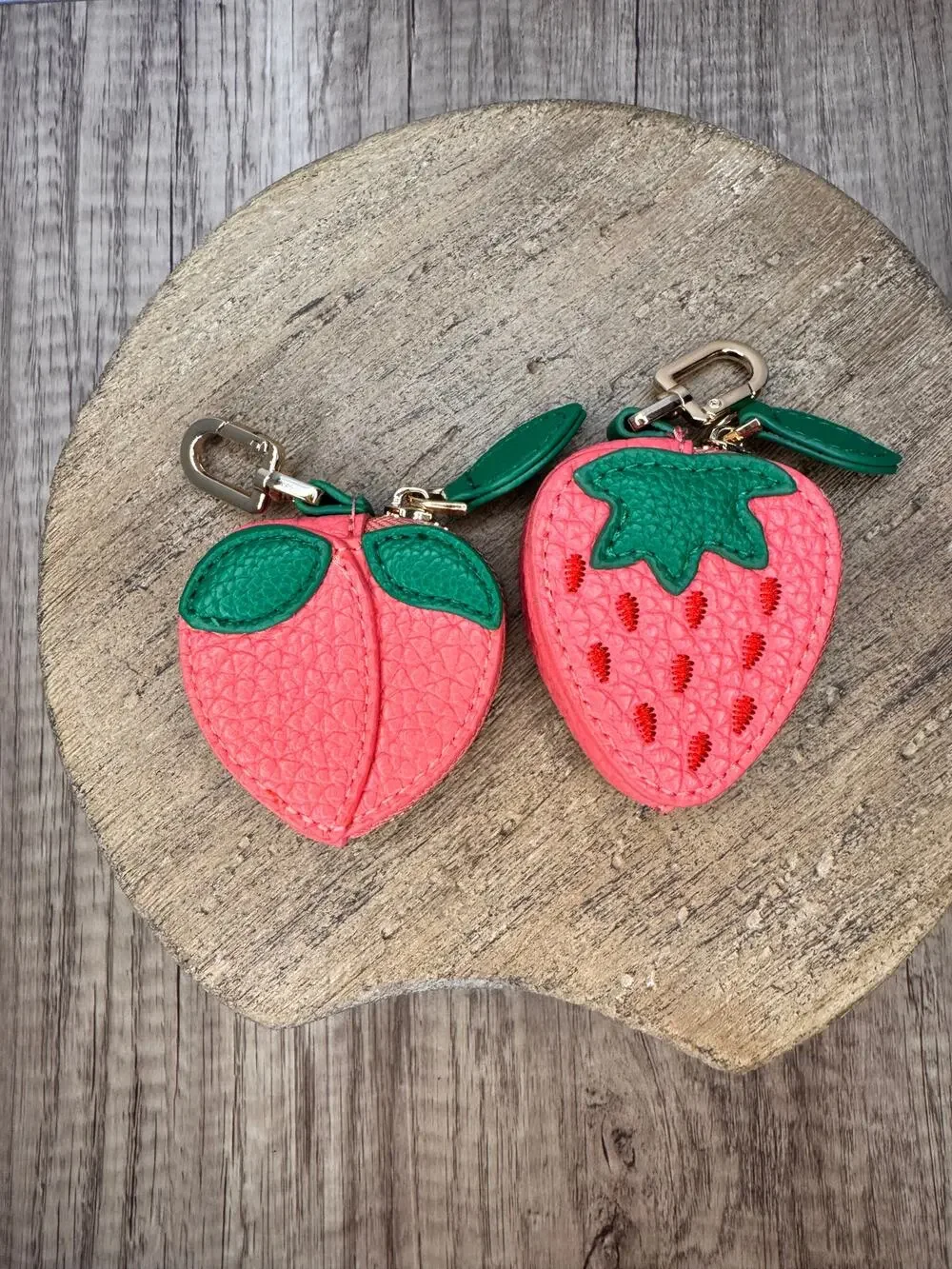 Set of 2 Strawberry Peach Pouch Purse Charms Fruit Keychains NeW FAST SHIP